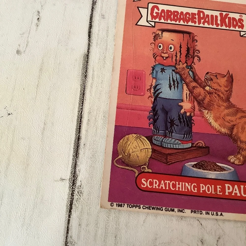 1987 Garbage Pail Kids Series 10 Card #410a Scratching Pole Paul